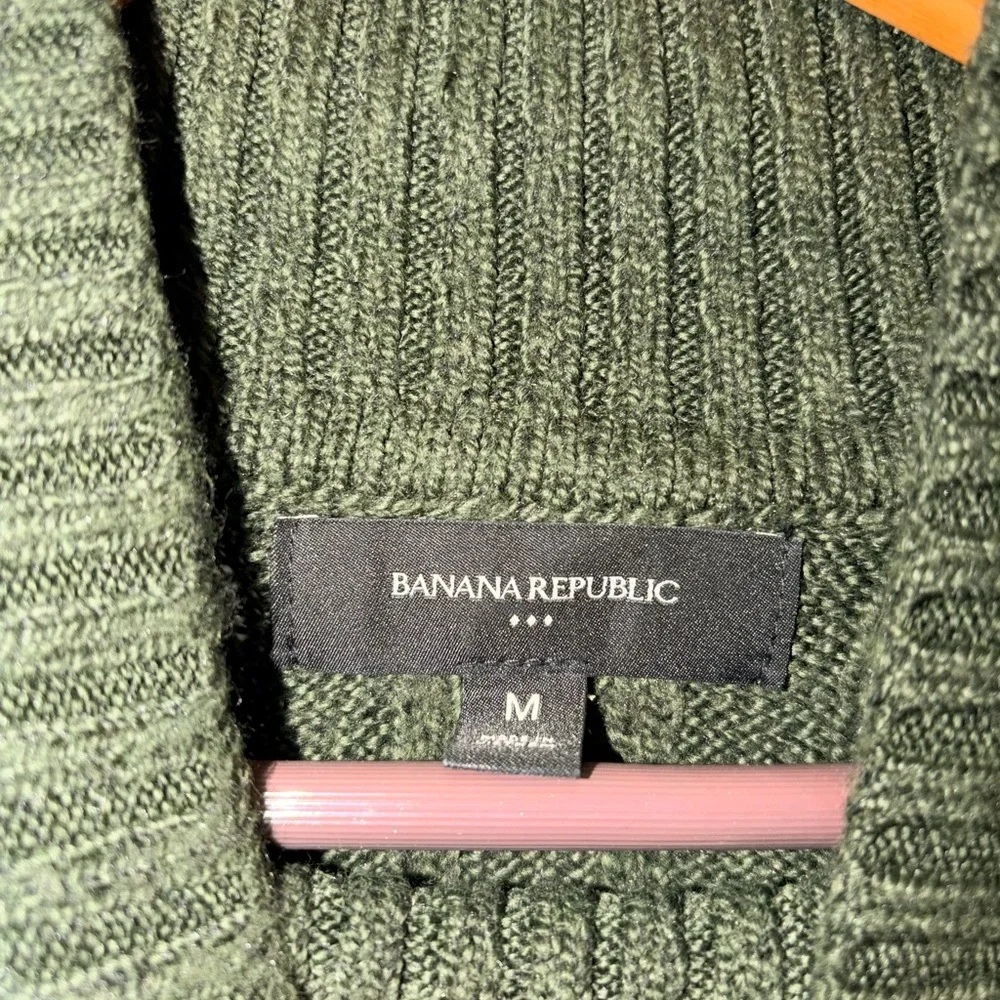 Men’s Banana Republic Olive‎ Ribbed Turtleneck Sweater